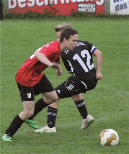 Packende Spielszenen beim B-Jugend-Spiel.  Privat