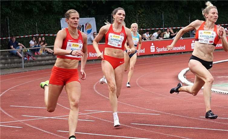 Packende Sprints bei den Männern und Frauen zogen die Zuschauer in ihren Bann. Fotos: FF