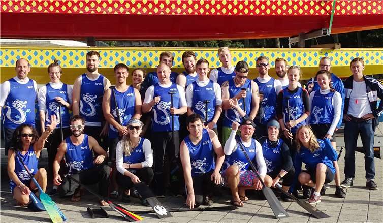 PaddlerInnen des KRC Rhenania mit dem Rheingaunern aus Schierstein ergaben ein starkes TeamFoto: privat