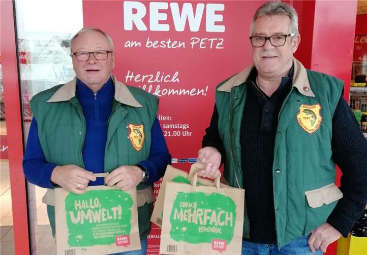 Papiertüten ersetzten Plastiktüten.Foto: privat