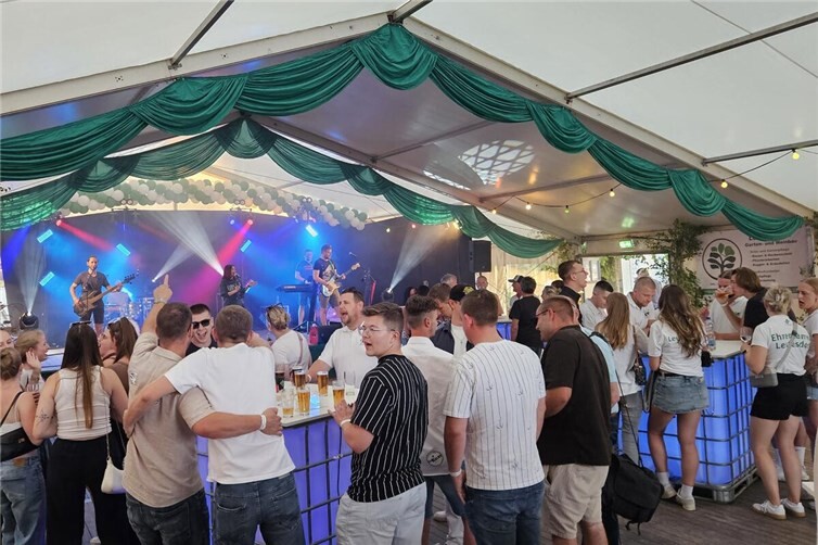 Laurentiuskirmes 2026 in Leutesdorf mit traditionellem Programm und Musik