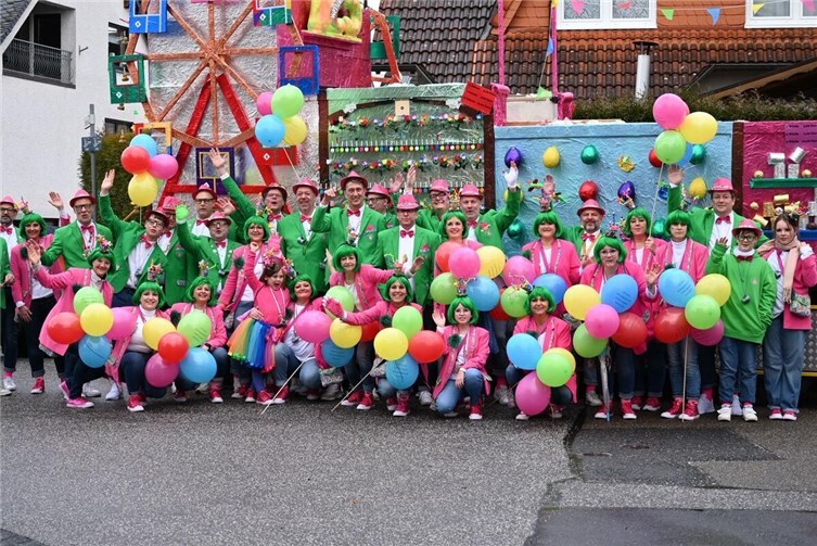 Passend zum 125. Jubiläum lautet das Motto beider KG Gruppen „Kirmesmädchen und Kirmesjungen“.