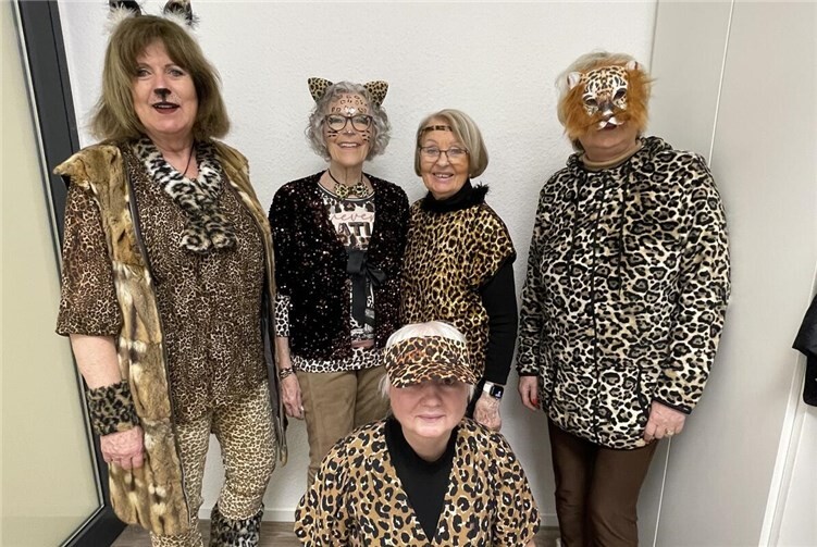 Passend zur fünften Jahreszeit gab es beim Bridge Club „da sin wir dabei“ einen närrischen Turniernachmittag in Kostüm.