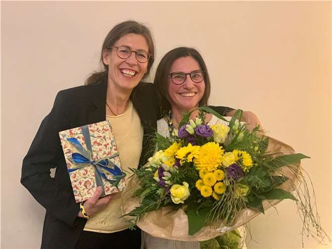 Past-Präsidentin Juliane Berg (li.) und Präsidentin Dorothea Wagner.