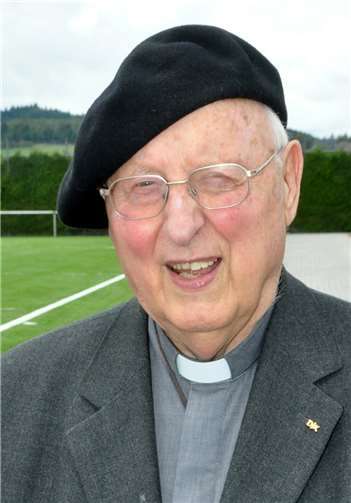 Pastor Alois Richter (†) mit seiner schwarzen Baskenmütze. So kannten ihn viele.