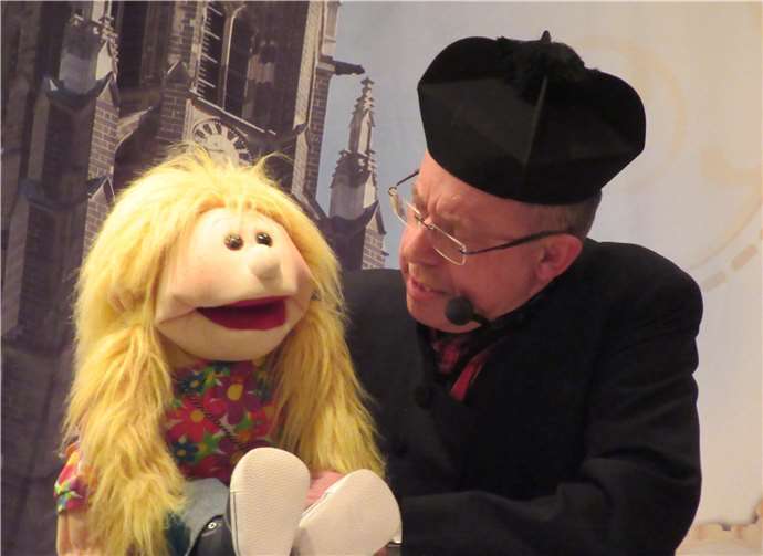 Pastor Stephan Wolff mit seiner Freundin Josephine.