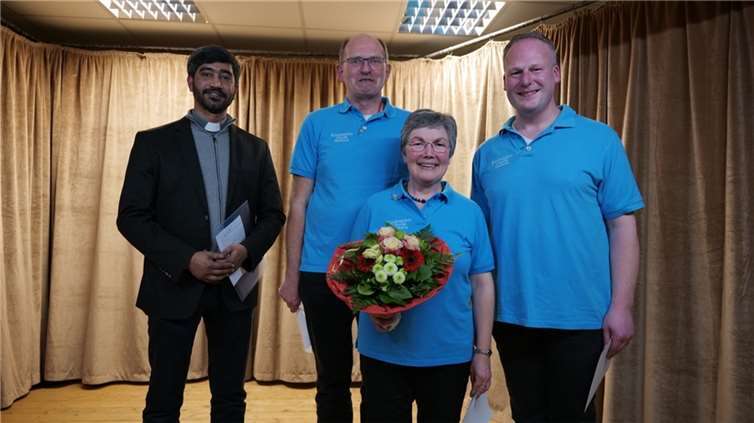 Pater Jino Mathew, Alfred Engel, Renate Schüller, Manuel Pöhr.  Foto: privat