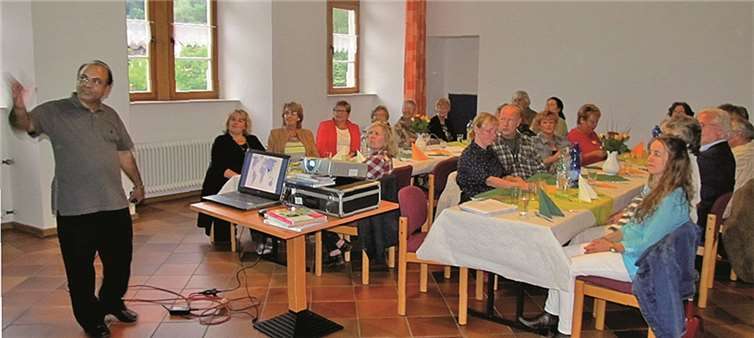 Pater Norbert Maliekal bot Einblicke in das Leben in Indien. PS