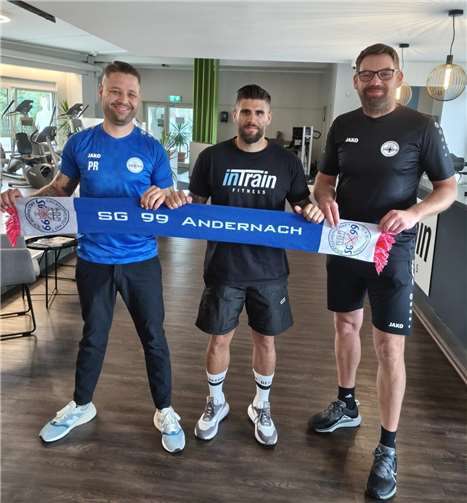 Neue Partnerschaft Patrick Reis, Marlon Reinhardt und Philipp Loosen (v.l.) freuen sich über die künftige Zusammenarbeit. Foto: privat