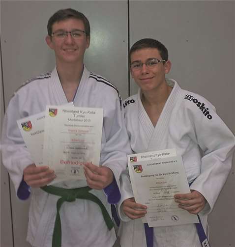 Patrick Schmidt (li) und Kilian Luy nahmen erfolgreich beim diesjährigen Kyu-Kata-Turnier in Montabaur teil.  Privat