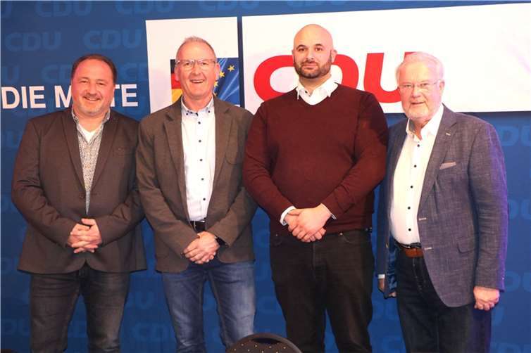 Patrick Tarrach, Stefan Huebinger, Armeen Kolians und Hans-Juergen Juchem.  Foto: privat