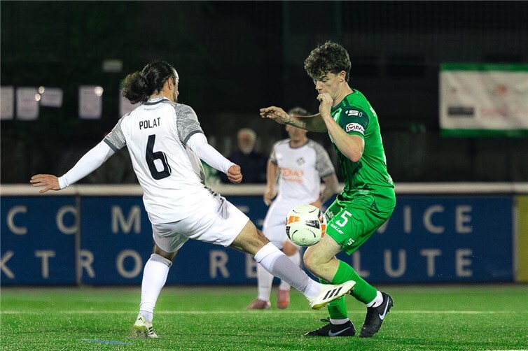 Paul Bermel zeigte im zentralen Mittelfeld eine starke Leistung.