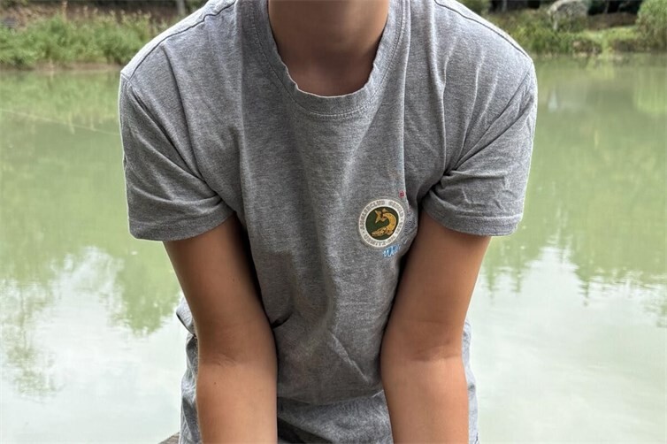 Paul mit einem schönen Brassen