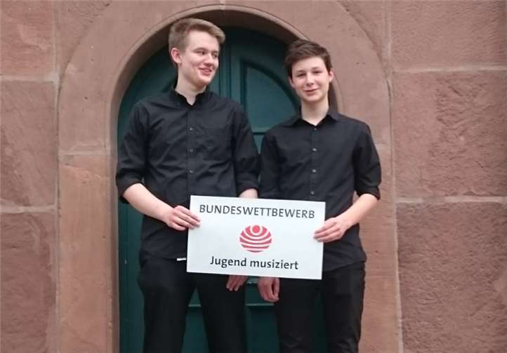 Paul und Janik haben in den letzten Jahren bereits dreimal in unterschiedlichen Sparten Bundespreise gewonnen.Fotos: privat