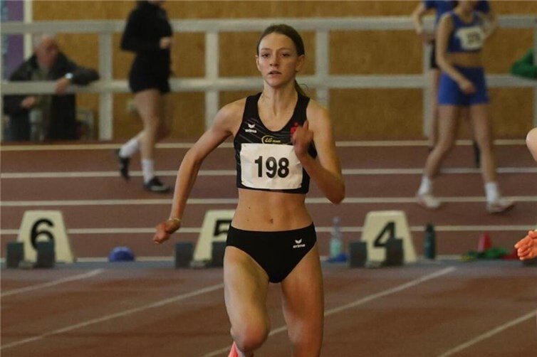 Paula Dahmen beim Sprint. Fotos: Jens Fahrenbruch