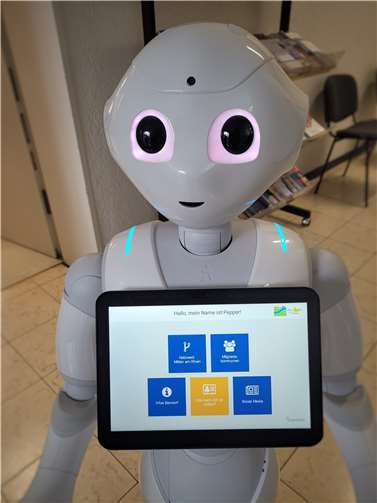 Pepper hält u.a. Informationen zur Stadt Bendorf und ihren Verwaltungsleistungen bereit.