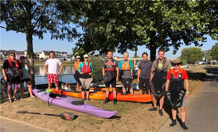 Perfektes Paddelwetter sonnig, nicht zu warm und kaum Wind begleitet die Paddler während der gesamten Tour. Fotos: privat