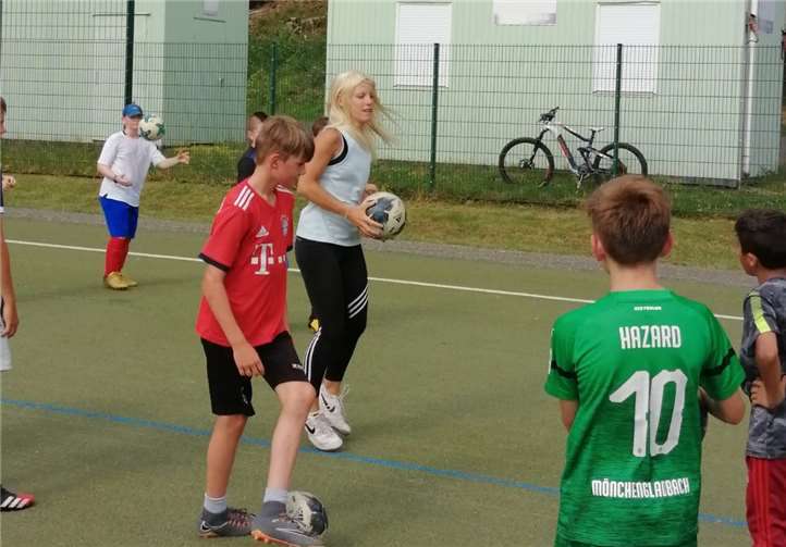 Personaltrainerin Patricia Schlosser ließ die Kinder gut schwitzen. Foto: privat