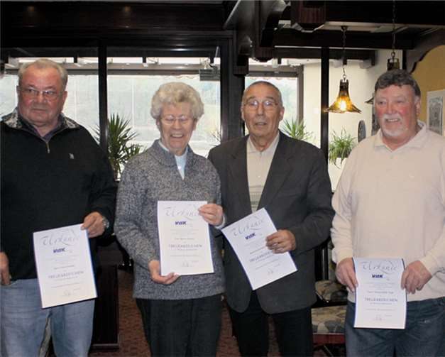 Personen (v.l.): Hans Kaster, Maria Grimm, Karl-Heinz Rittel, Klaus-Dieter Vogt.Privat