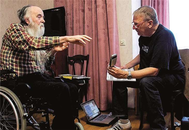 Peter Bares und Michael Hoeldke im Gespräch.KW Boll, Köln