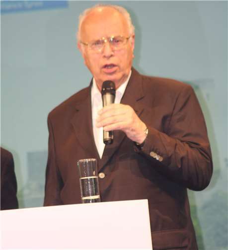 Peter Geishecker , die „graue Eminenz‘ am Nürburgring“, starb im Alter von 83 Jahren.Fotos: Ridder