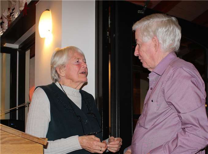 Peter Kasper (r.) und Margret Nischalke.