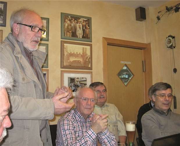 Peter Mais bedankte sich beim Vortragenden Wolfgang Horch. privat