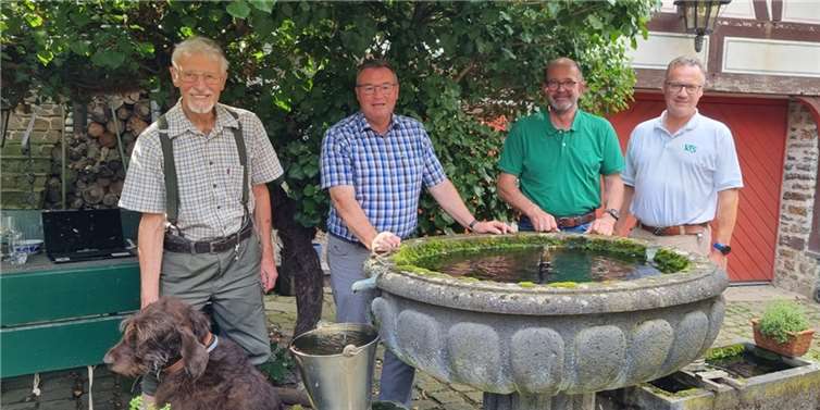 Peter Moskopp und Horst Gies zusammen mit Dr. Dieter Mannheim und Wolfgang Mannheim.  Foto: privat