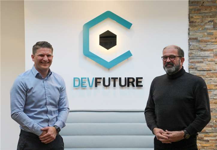 Peter Moskopp war zu Gast bei Eugen Schäfer, dem Geschäftsführer von DevFuture. Foto: Abgeordnetenbüro Peter Moskopp, MdL