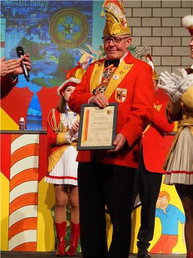 Peter Olff wurde zum Ehrenmitglied ernannt.