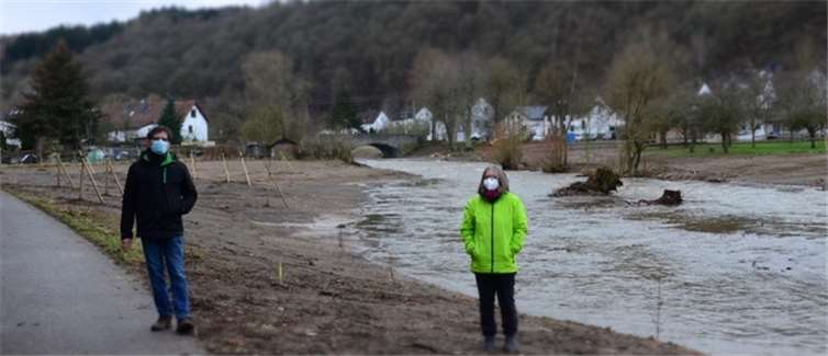 Peter Richrath, Bürgermeister von Antweiler und Birgit Stupp Landtagskandidatin Bündnis90/Die Grünen. Foto: privat