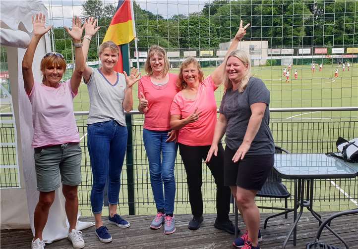 Petra Fischer, Silke Föhst, Petra Barg, Marion Reuland und Natalie Rüdell. Es fehlen Iris Sauter und Jitka Godderidge. Foto: privat