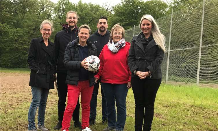 Petra Koch, Lars Wippel, Katja Büchner, Kai Wagner, Susanne Vinke-Budde und Katja Wagner sprachen über den geplanten Multi-Erlebnispfad.Foto: privat