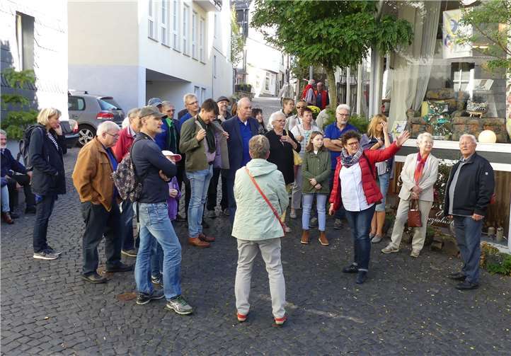 Petra Schnell ließ die Gäste an ihrer Begeisterung für „ihre“ wunderschöne Stadt teilhaben.