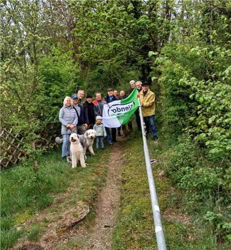 Petra u. Peter Kessel mit ihren 2 Hunden.Foto: HG Heck Bürgerverein Ariendorf