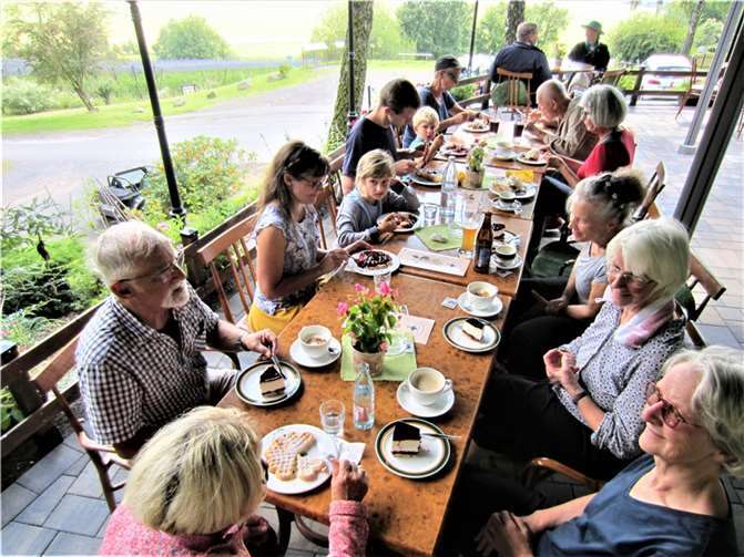 Pfannkuchen, Waffeln, Torten ... alles mit Brombeeren. Foto: Wolfhart von Stackelberg
