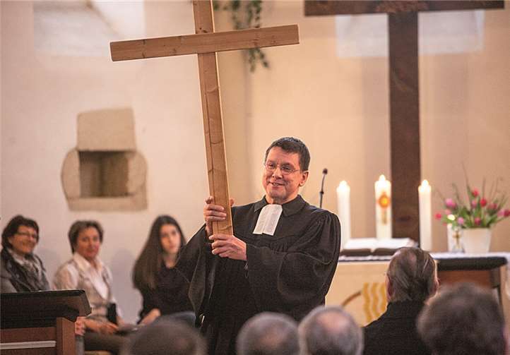Pfarrer Boucsein tritt in Rückeroth seine neue Pfarrstelle an.privat