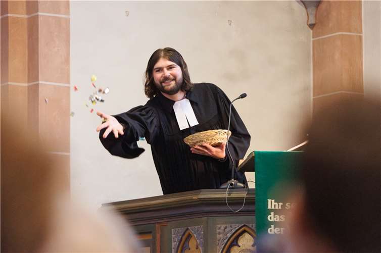 Pfarrer Fabian Schley. Foto: Peter Bongard