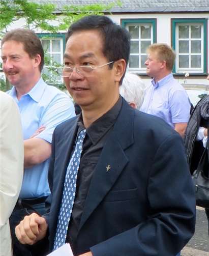 Pfarrer Phu Tho Mai feierte das silberne Priesterjubiläum mit einem Danksagungsgottesdienst. privat