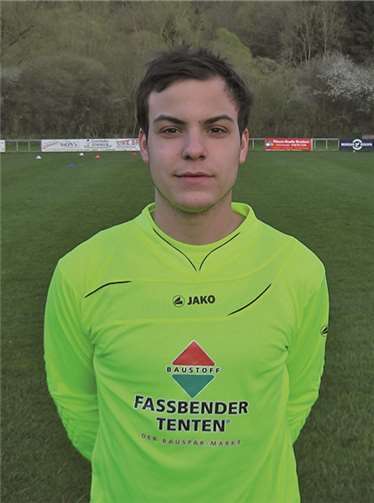 Philipp Cläsgens, der Barweiler Torhüter war an beiden Siegen der Seniorenmannschaften beteiligt.privat