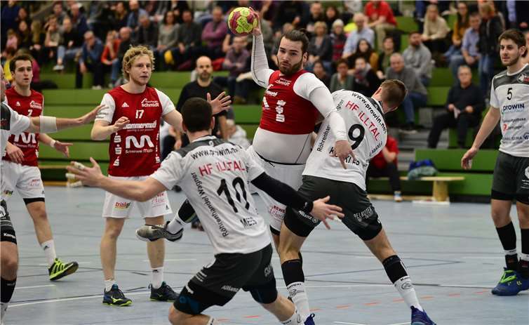 Philipp Schwenzer war in Ludwigshafen mit acht Treffern bester Schütze des TV 05 Mülheim. Foto: Bernd Hunder