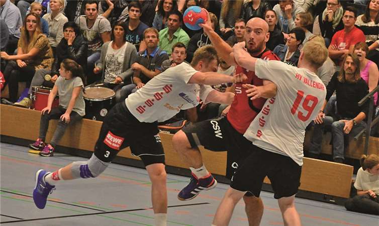 Philipp Woods (Nr. 19) und Stefan Baldus (Nr. 3) vom HVV.privat