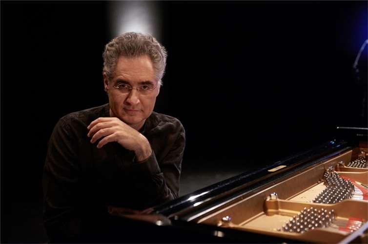 Pianist Matthias Kirschnereit. Foto: Maike Helbig