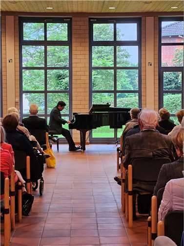 Pianist Vladimir Valdivia gab in Meckenheim ein Klavierkonzert.  Fotos: privat