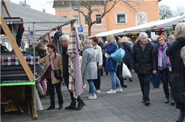 Fotogalerie: Stoffmarkt in Remagen 2024