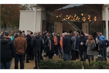 Vorschaubild Video: Wiedereröffnung des Ahrtor-Friedhofs 