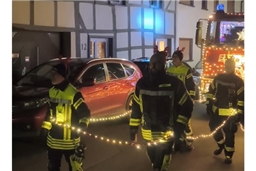 Vorschaubild Video: Weihnachtsaktion der Feuerwehr Vettelhoven 2025