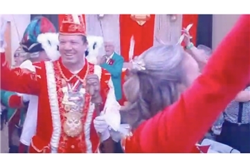 Vorschaubild Video: Einmarsch von Prinz Alexander I. mit Gefolge zur närrischen Show bei der KG Obermendig 2026