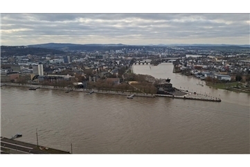 Vorschaubild Video: Hochwasserlage am Koblenzer Rhein am Sonntag