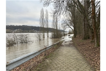 Vorschaubild Video: Hochwasser am Mittelrhein, Aufnahme aus Sinzig